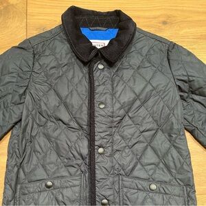 Boys hunter jacket new without tags never warn size 6/7 T